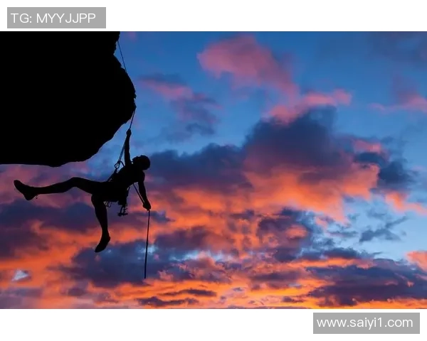 南京攀岩队的精神与意识探讨：攀登之路上的团队凝聚力与个人成长